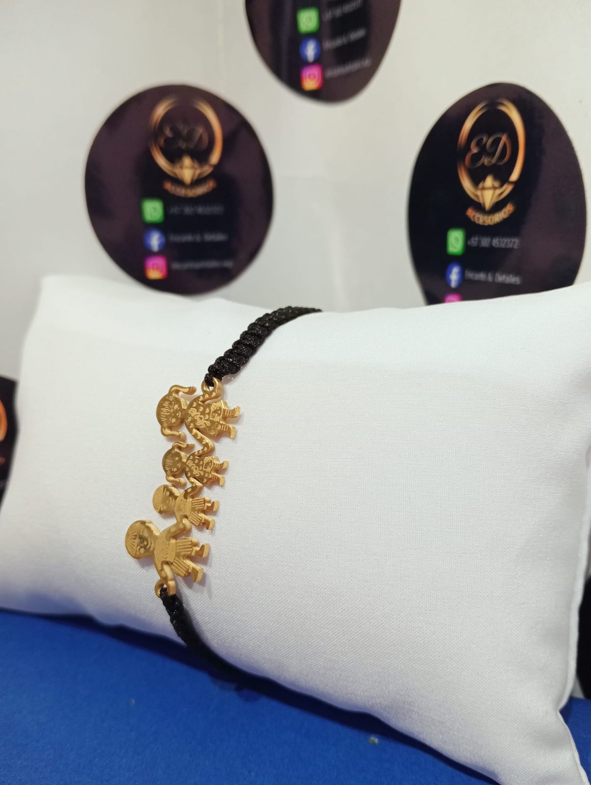 Pulsera “Familia Dorada”