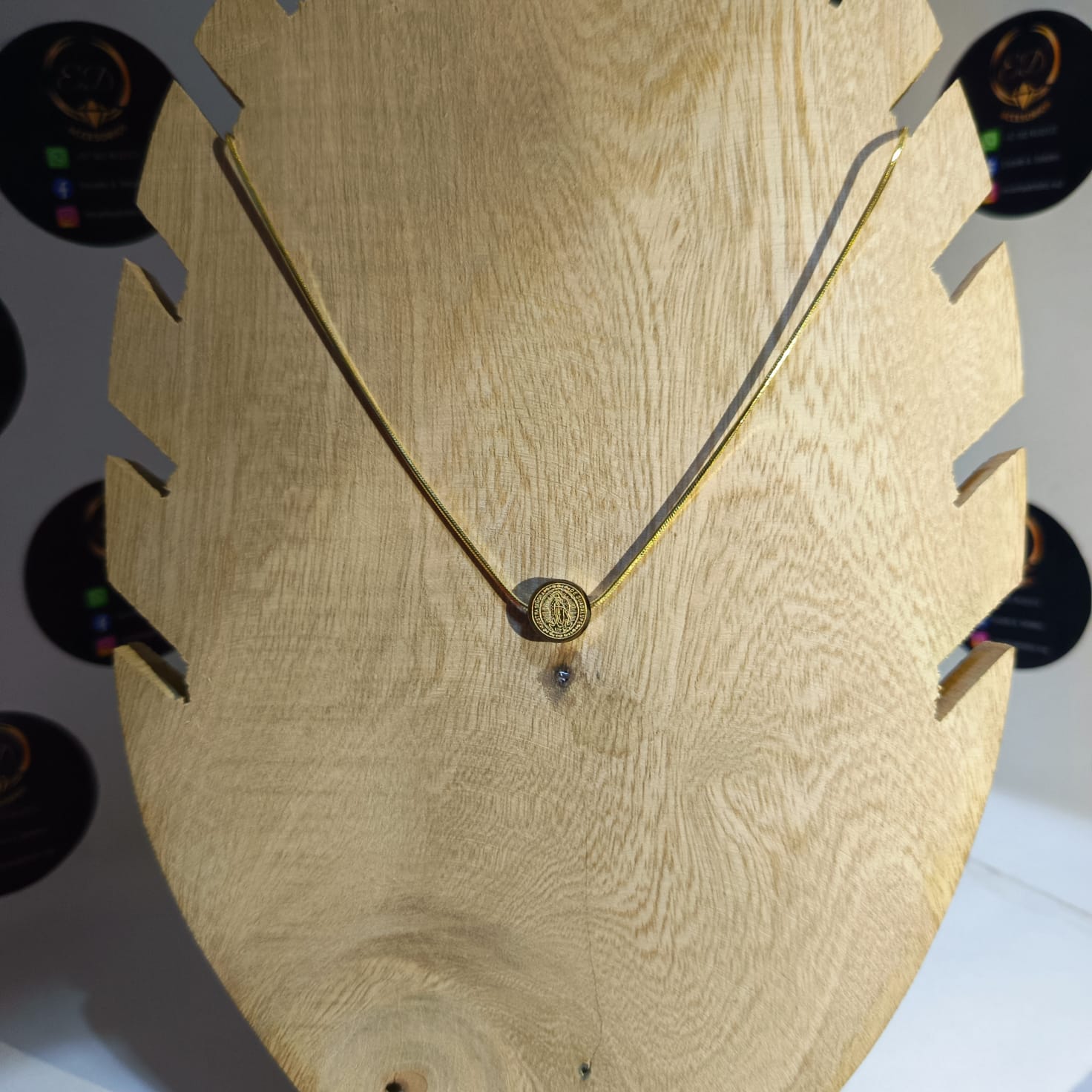 ✨ Collar "Fe Dorada" – Medalla de la Virgen de Guadalupe
