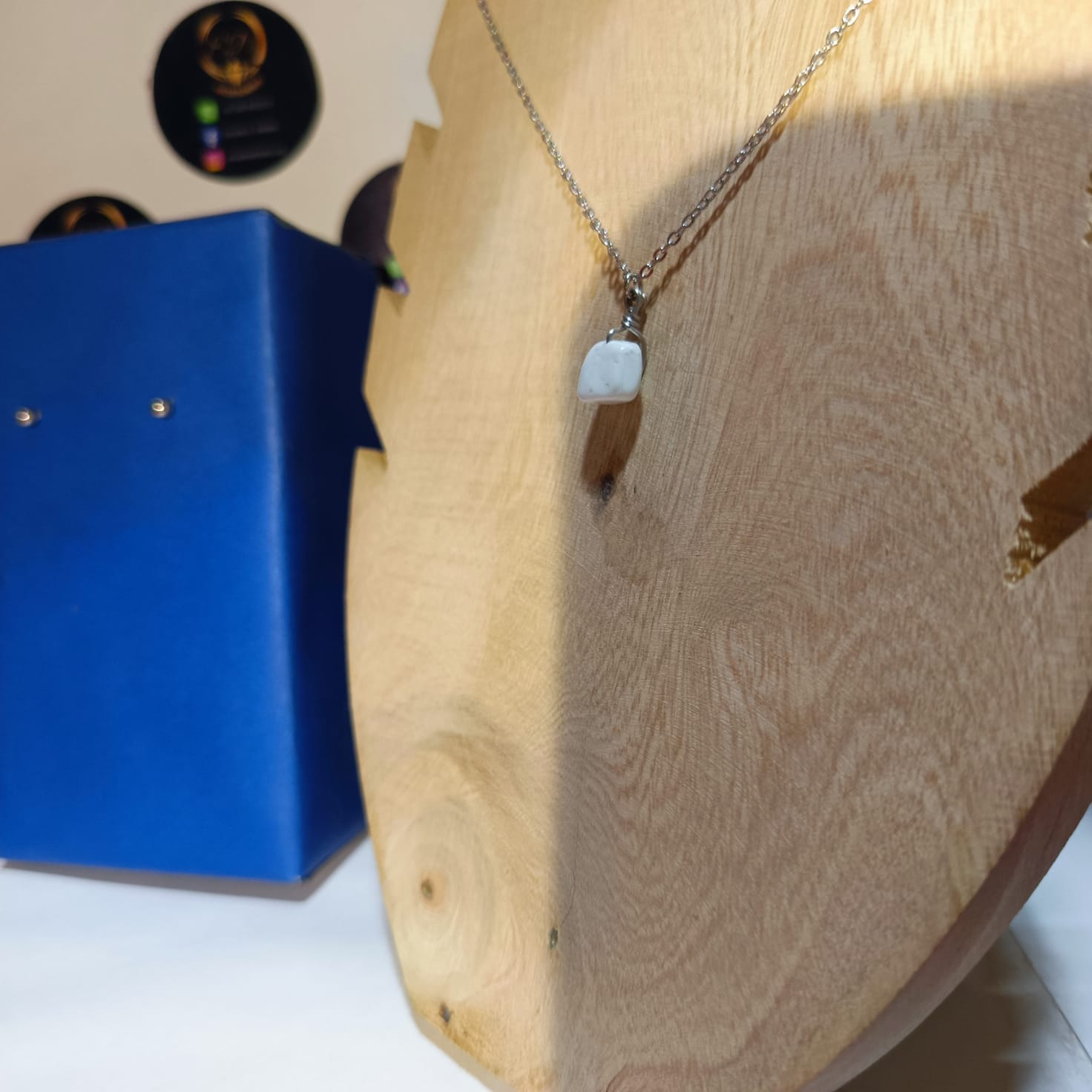 🤍 Collar “Luz Serena” – Elegancia Natural en Cada Detalle