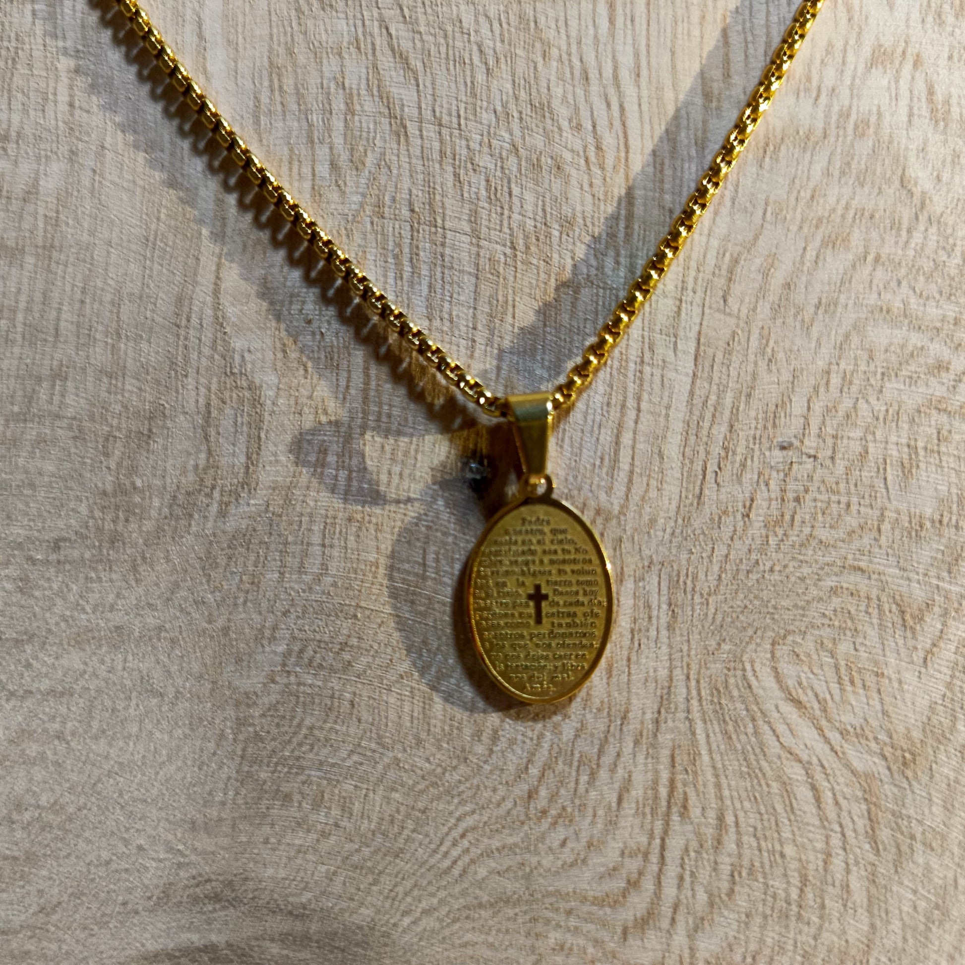 Cadena "Fe Inquebrantable"