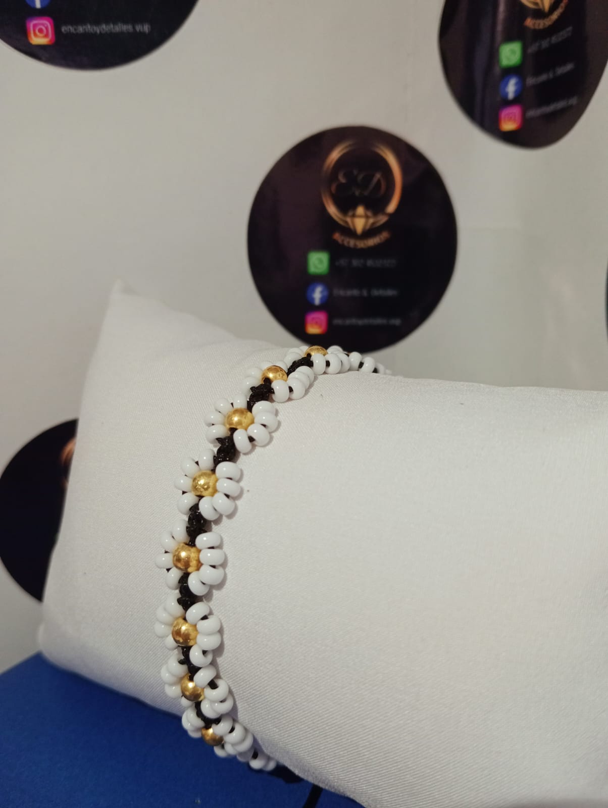 Pulsera “Daisy Vibes”